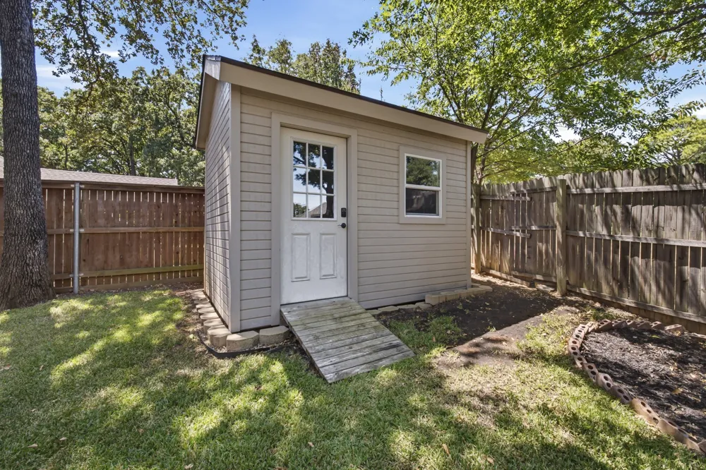 2828 Timber Hill Drive Grapevine, TX 76051