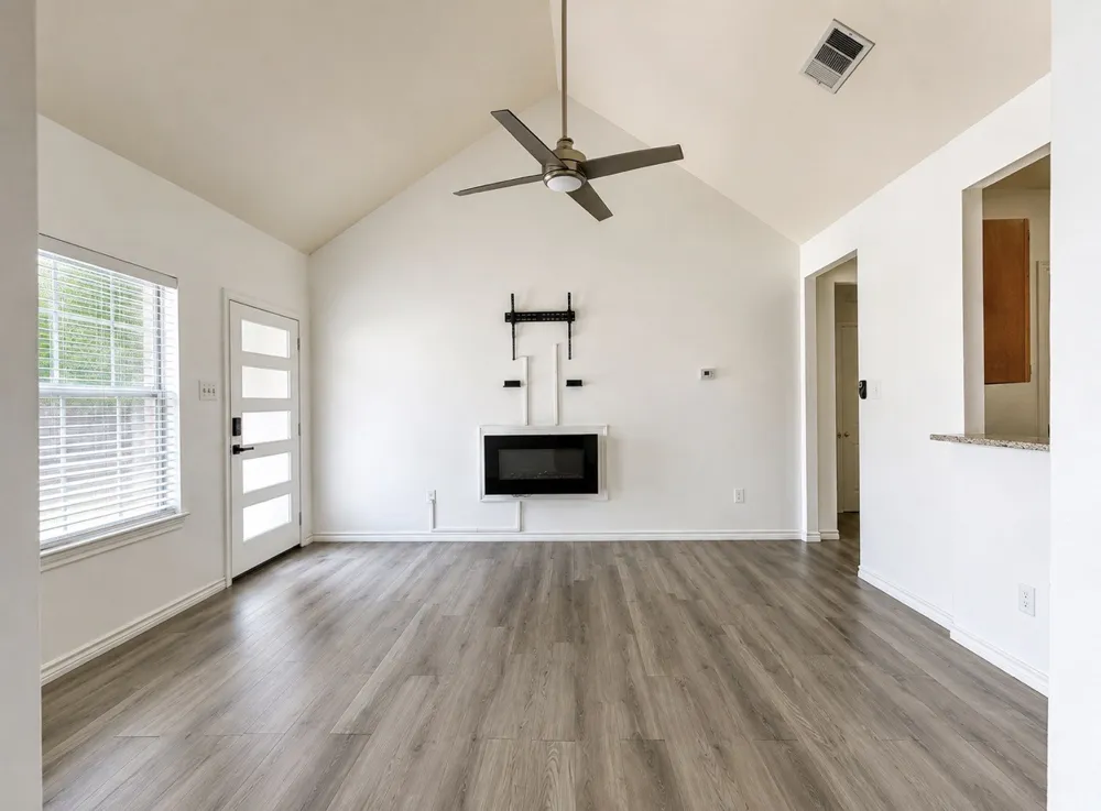703 Perry Avenue Waxahachie, TX 75165