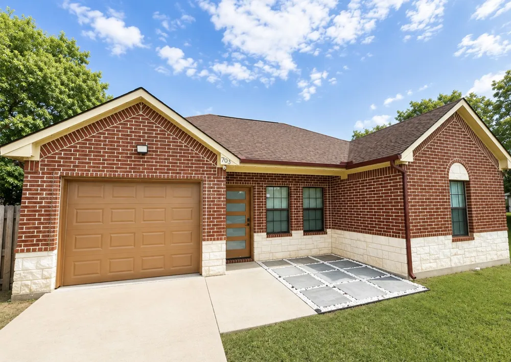703 Perry Avenue Waxahachie, TX 75165