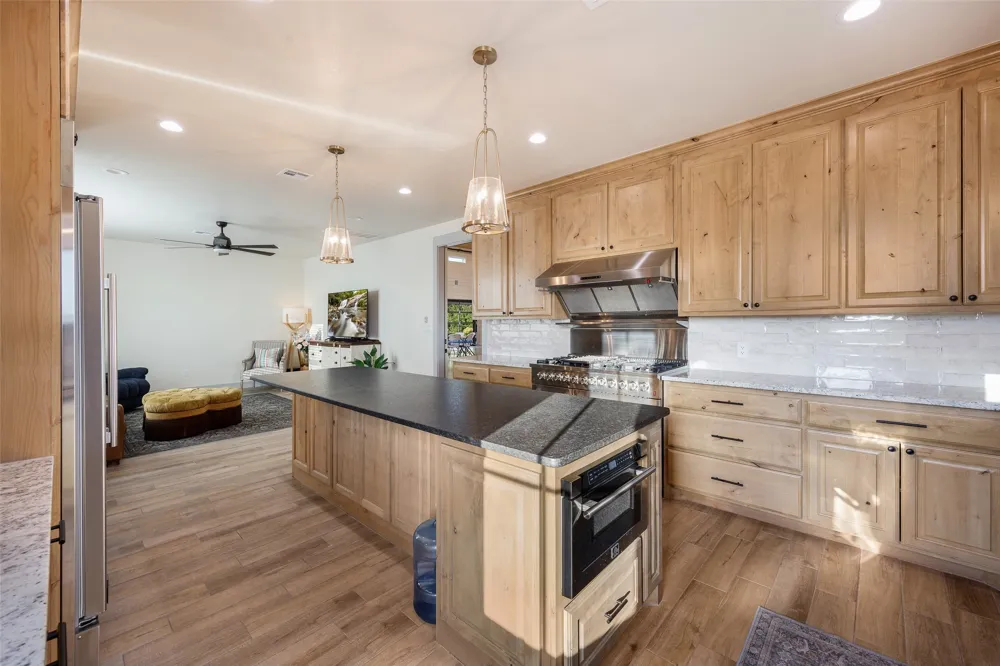 4251 Refuge Road Sherman, TX 75092