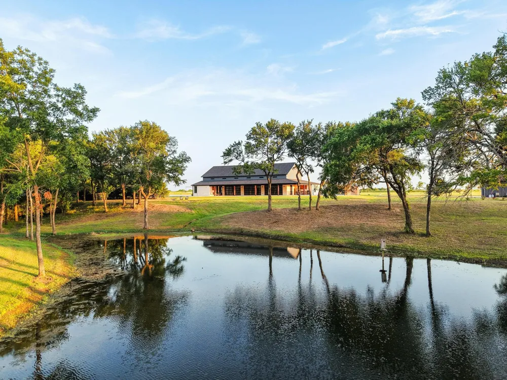 4251 Refuge Road Sherman, TX 75092