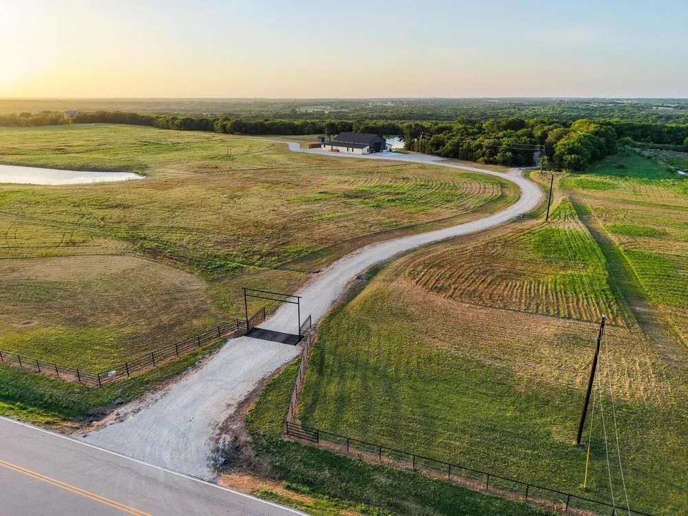 4251 Refuge Road Sherman, TX 75092