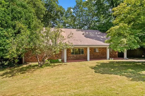 1301 Rio Vista Drive