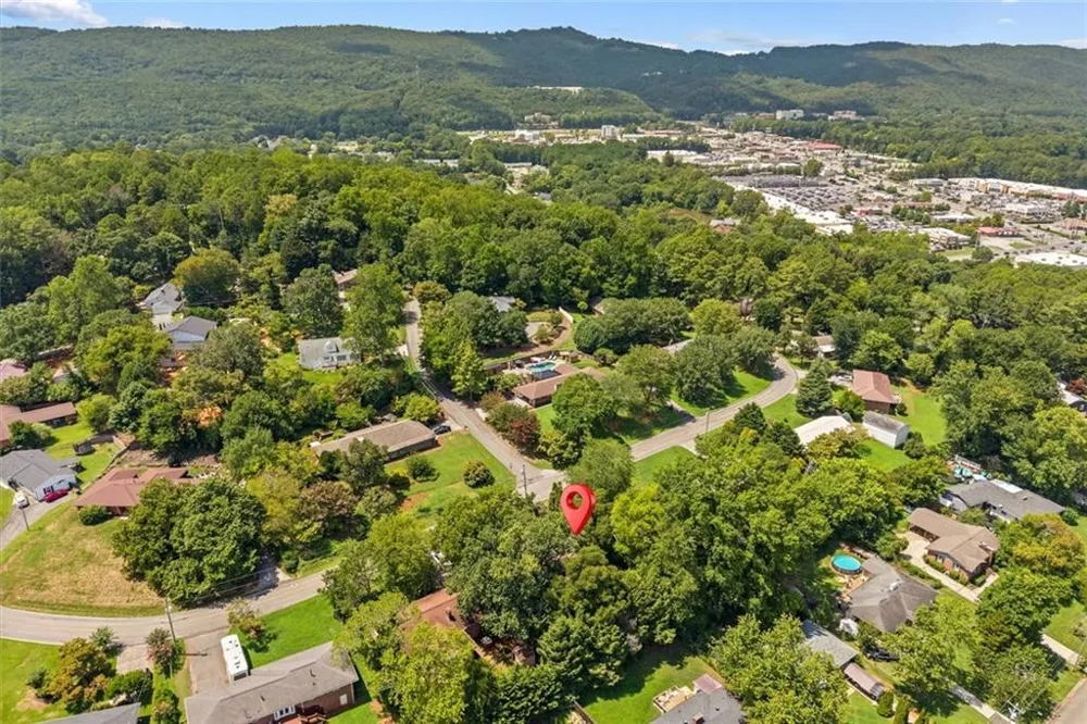 1301 Rio Vista Drive Dalton, GA 30720