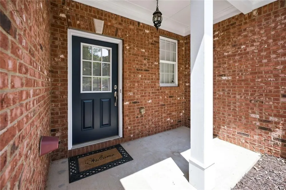 1707 Oakbrook Lane NW Kennesaw, GA 30152