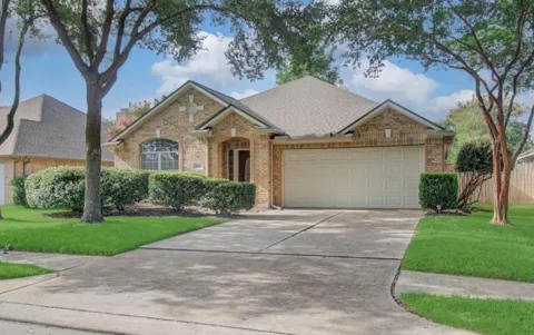 10004 Chestnut Creek Way