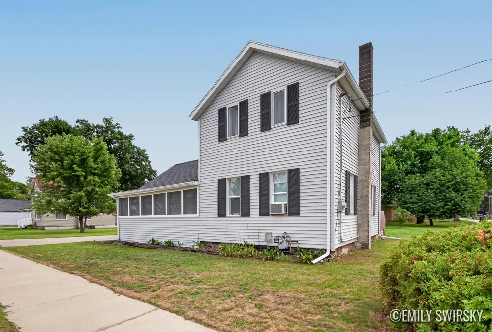 292 W Muskegon Street Cedar Springs, MI 49319