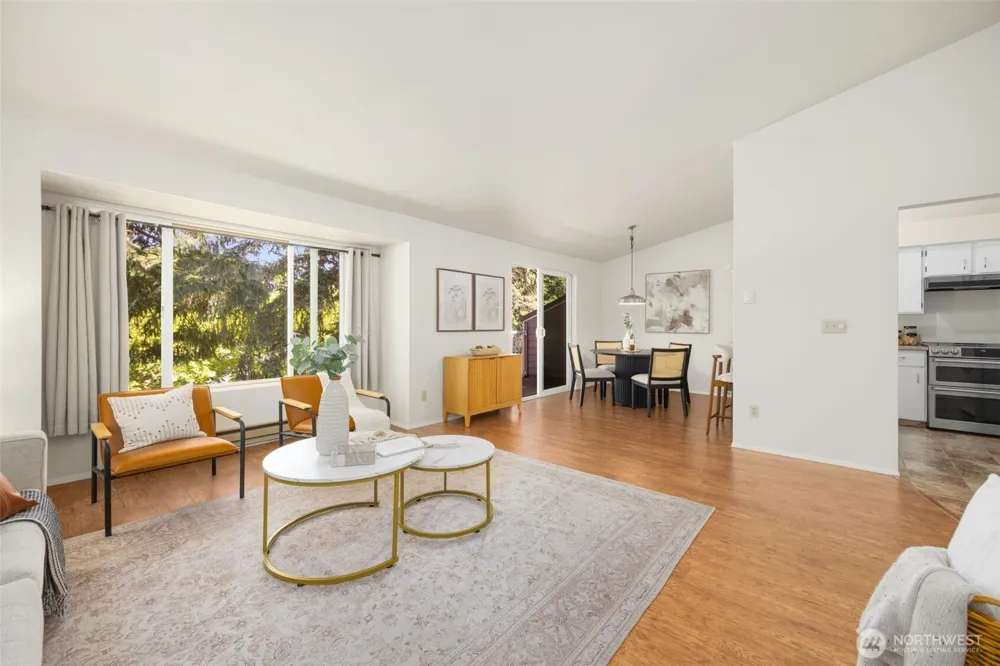 204 Mountain Park Boulevard SW #C302 Issaquah, WA 98027