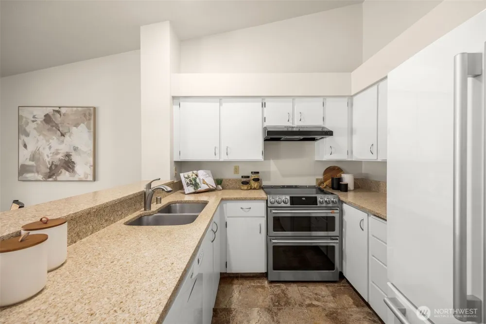 204 Mountain Park Boulevard SW #C302 Issaquah, WA 98027