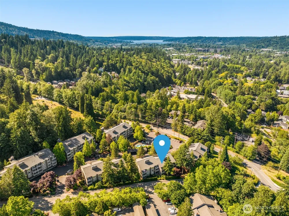 204 Mountain Park Boulevard SW #C302 Issaquah, WA 98027
