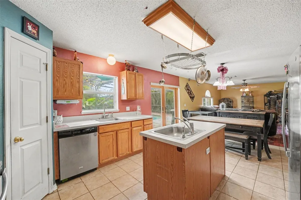 5888 WINDRIDGE DRIVE Winter Haven, FL 33881