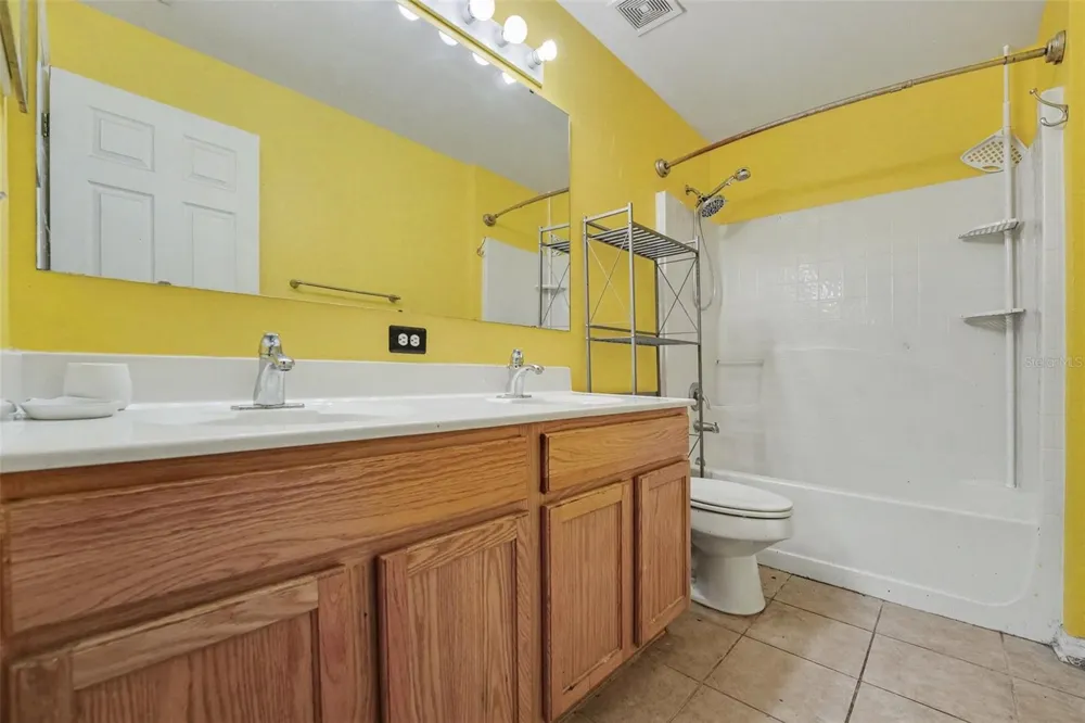 5888 WINDRIDGE DRIVE Winter Haven, FL 33881
