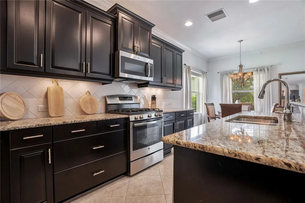 12225 WHISPER LAKE DRIVE Bradenton, FL 34211
