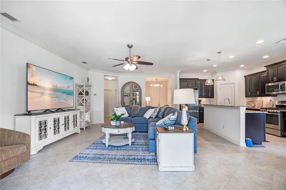 12225 WHISPER LAKE DRIVE Bradenton, FL 34211