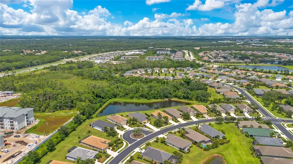 12225 WHISPER LAKE DRIVE Bradenton, FL 34211