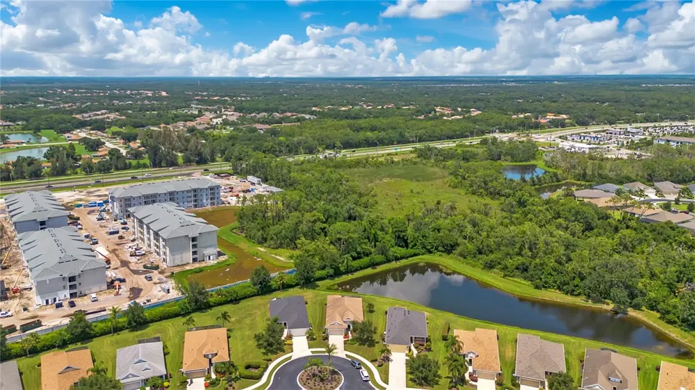 12225 WHISPER LAKE DRIVE Bradenton, FL 34211