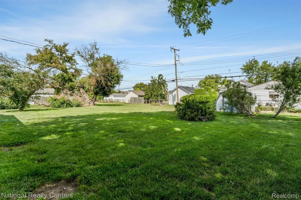 20755 Webster Street Clinton Charter Township, MI 48035