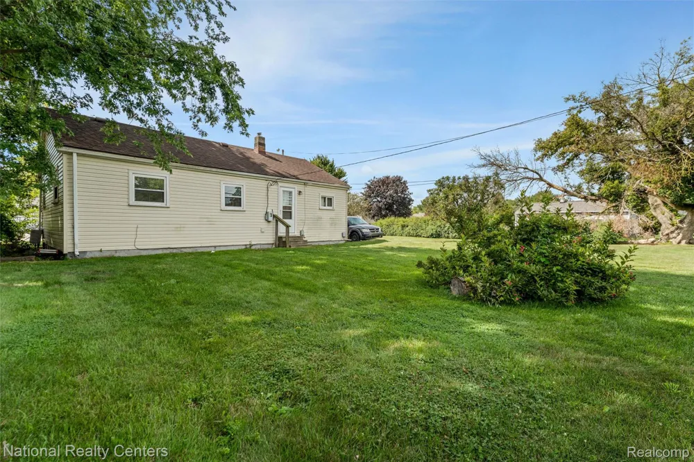 20755 Webster Street Clinton Charter Township, MI 48035