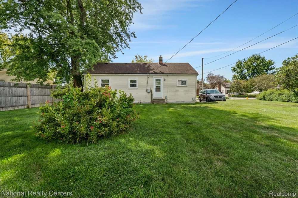 20755 Webster Street Clinton Charter Township, MI 48035
