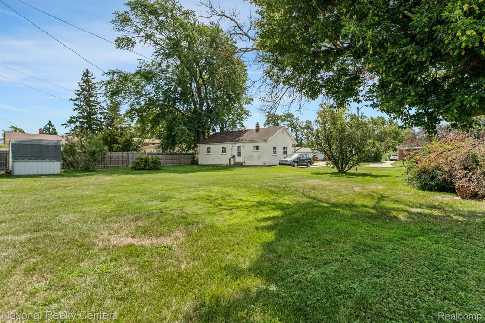 20755 Webster Street Clinton Charter Township, MI 48035