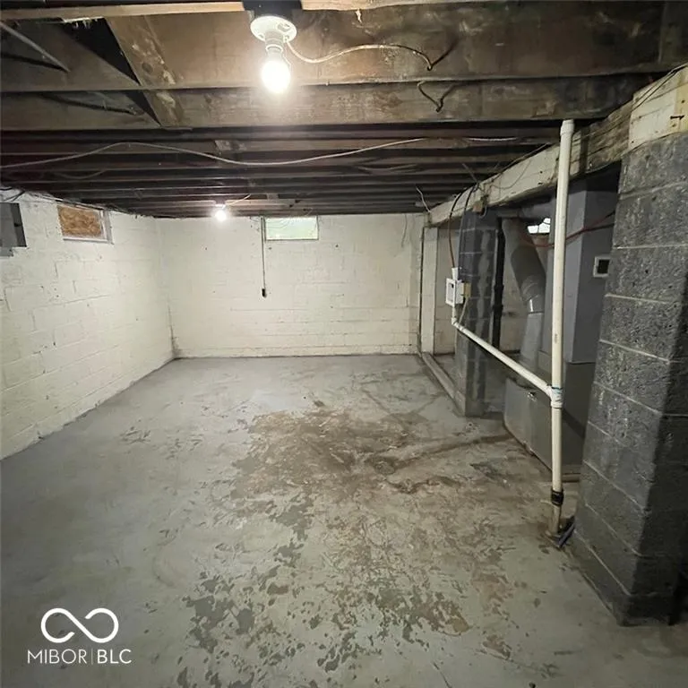 3304 Harding Street Indianapolis, IN 46208