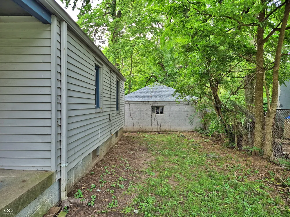 3304 Harding Street Indianapolis, IN 46208