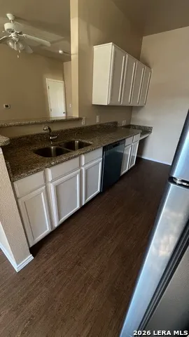 1000 Diamond Dr - Units 1301-1304 Boerne, TX 78006