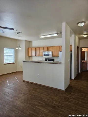 1000 Diamond Dr - Units 1301-1304 Boerne, TX 78006