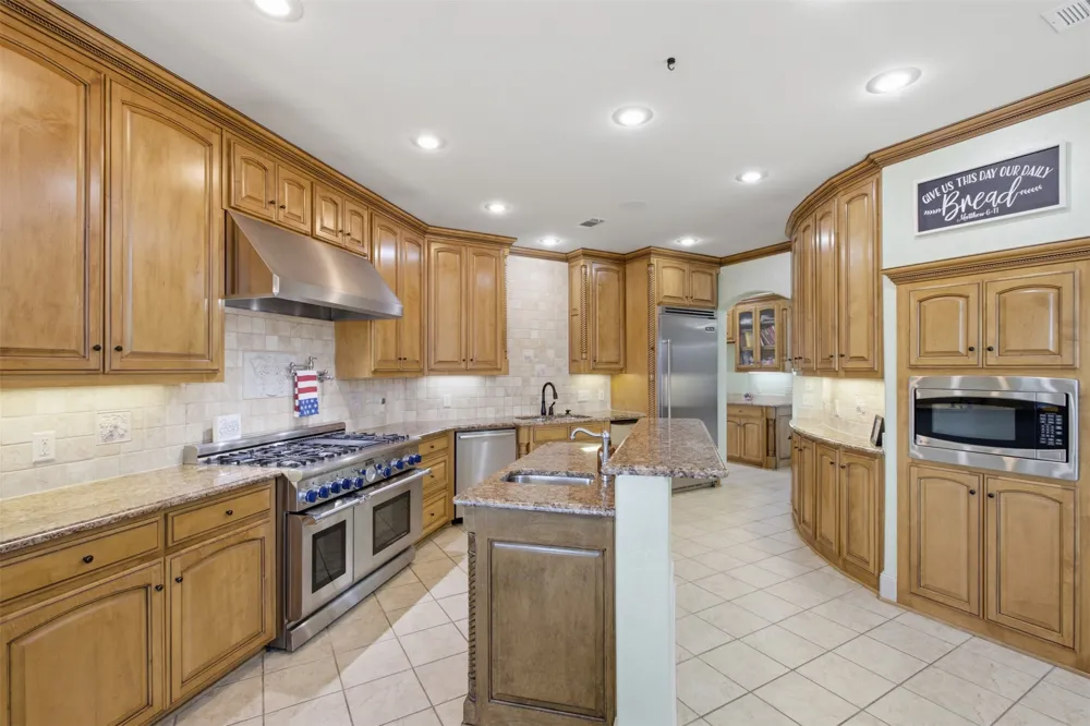 9797 County Road 312 Terrell, TX 75161