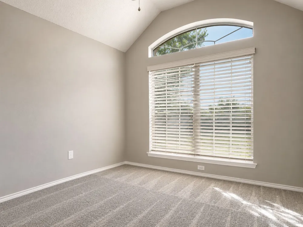 617 Pleasant Valley Drive Burleson, TX 76028