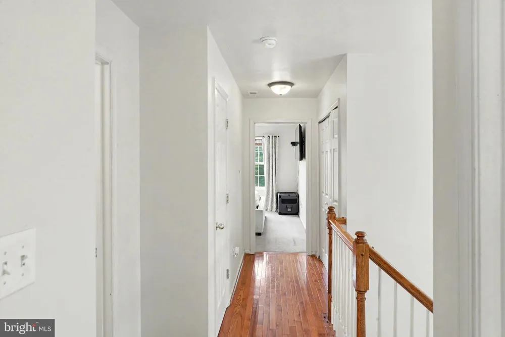 73 TAILOR LANE Sicklerville, NJ 08081