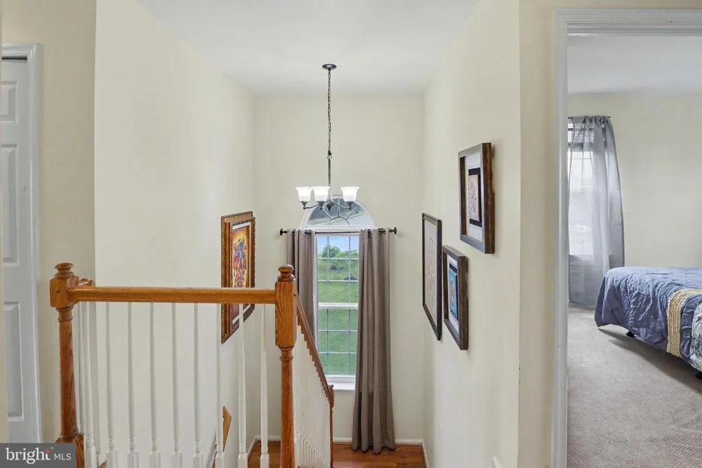 73 TAILOR LANE Sicklerville, NJ 08081