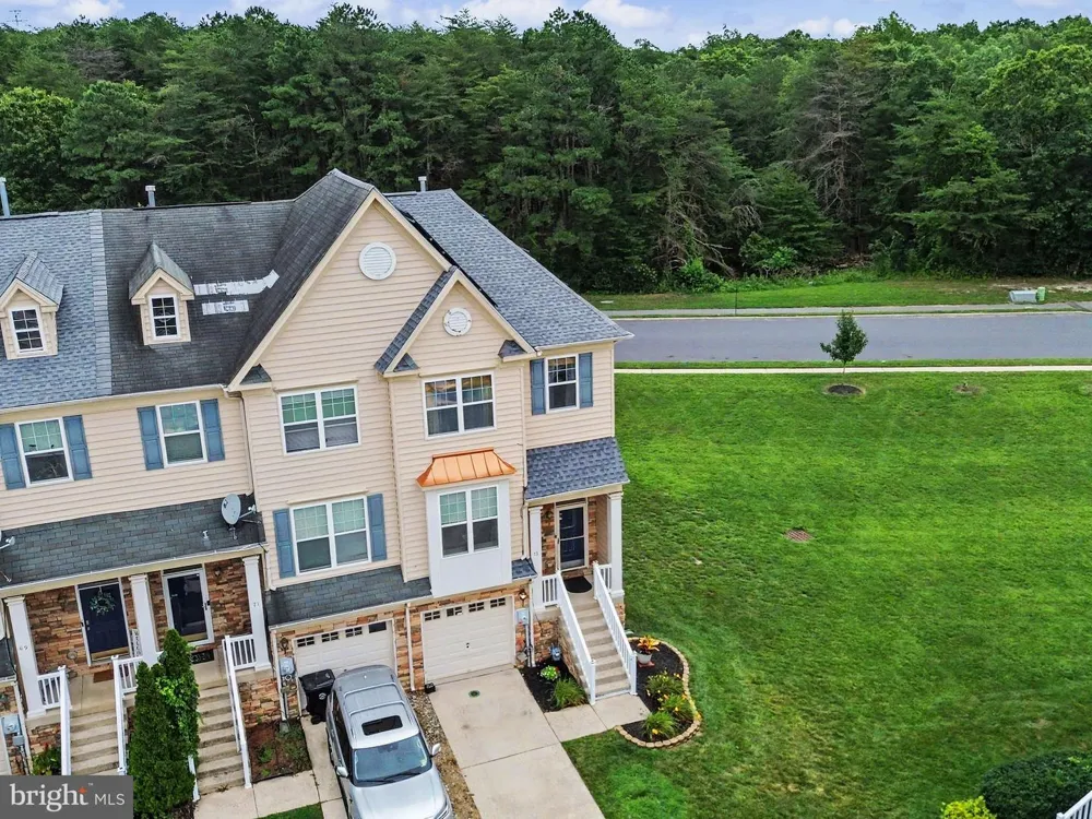 73 TAILOR LANE Sicklerville, NJ 08081