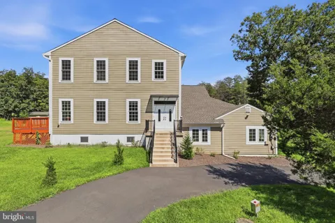 12304 POPES HEAD ROAD