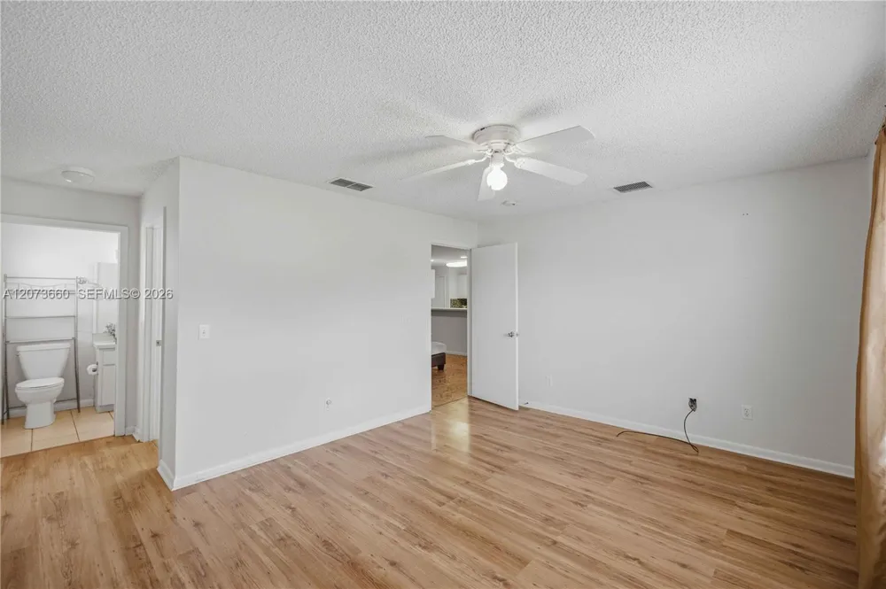 9649 SW 93 Loop ocala, FL 34481