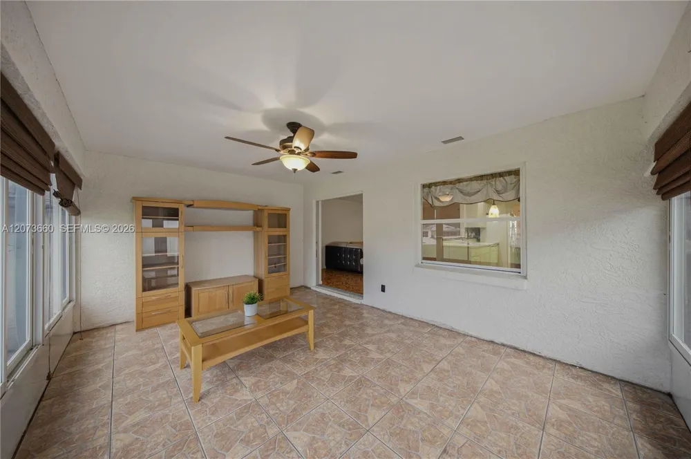 9649 SW 93 Loop ocala, FL 34481