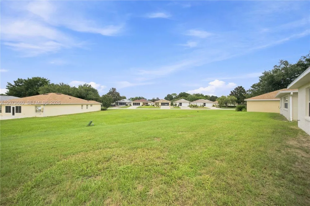 9649 SW 93 Loop ocala, FL 34481