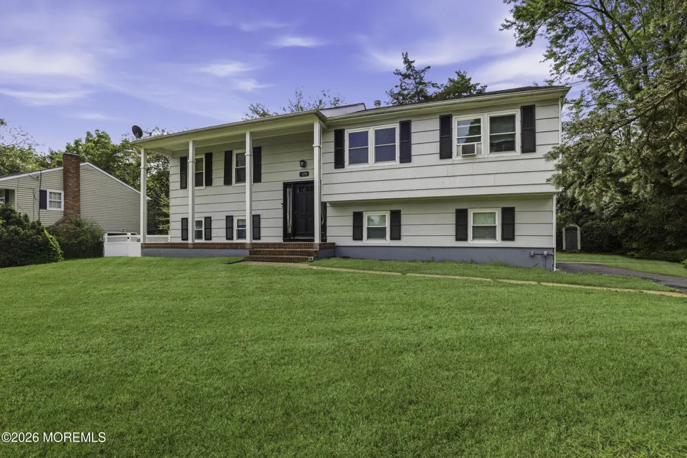179 Nottoway Lane Toms River, NJ 08755