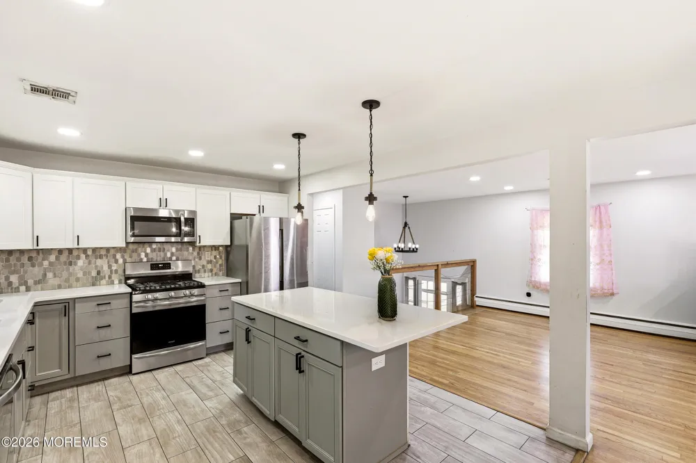 179 Nottoway Lane Toms River, NJ 08755