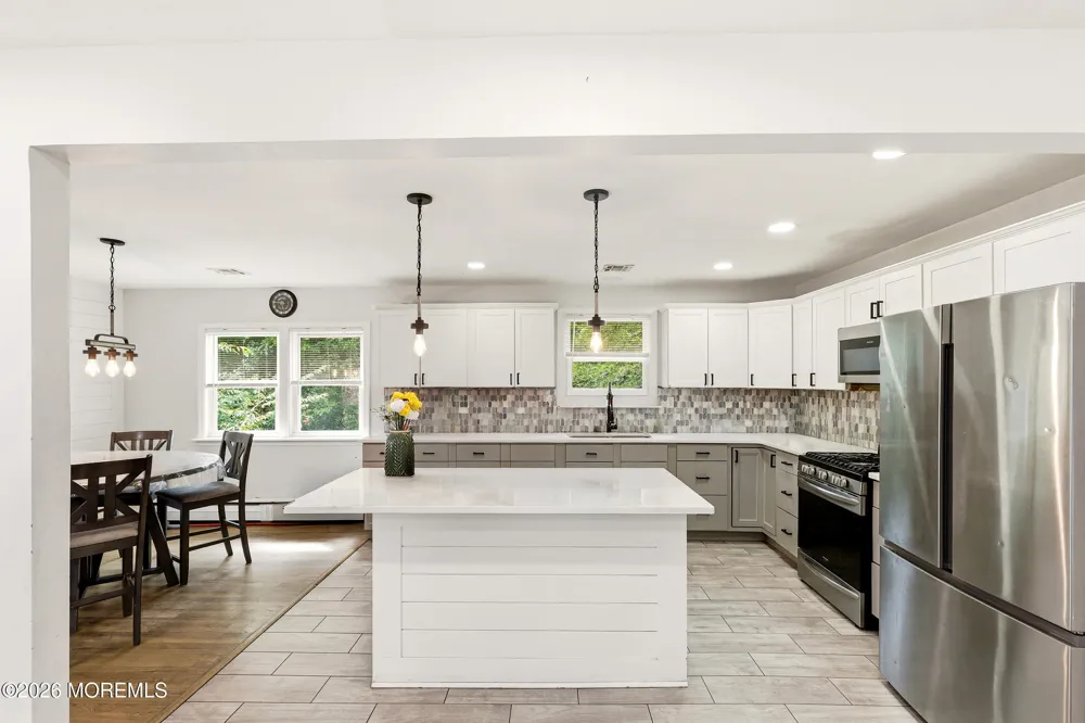 179 Nottoway Lane Toms River, NJ 08755