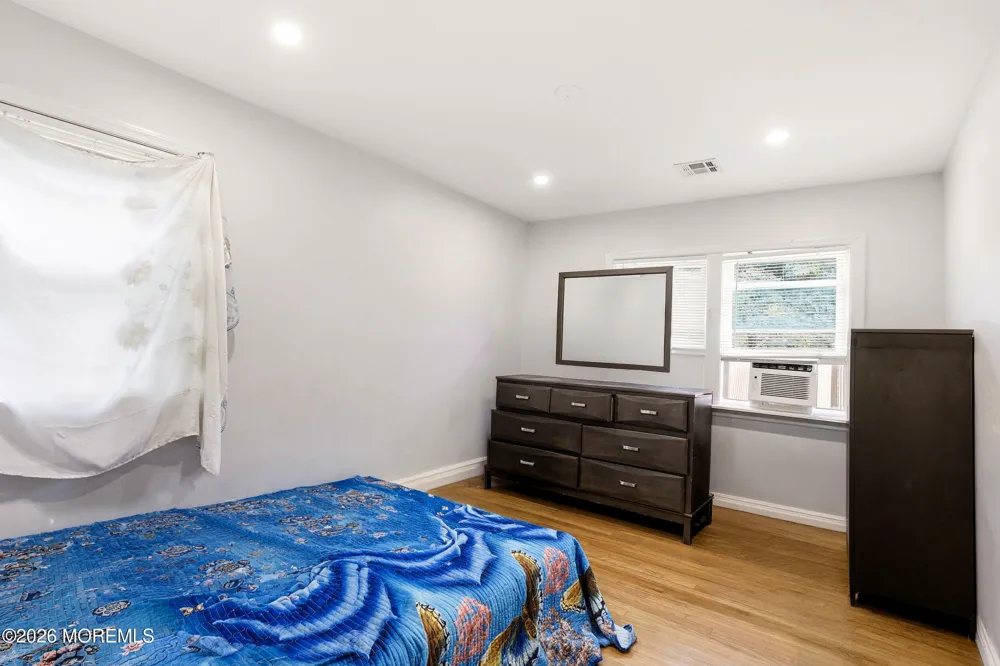 179 Nottoway Lane Toms River, NJ 08755