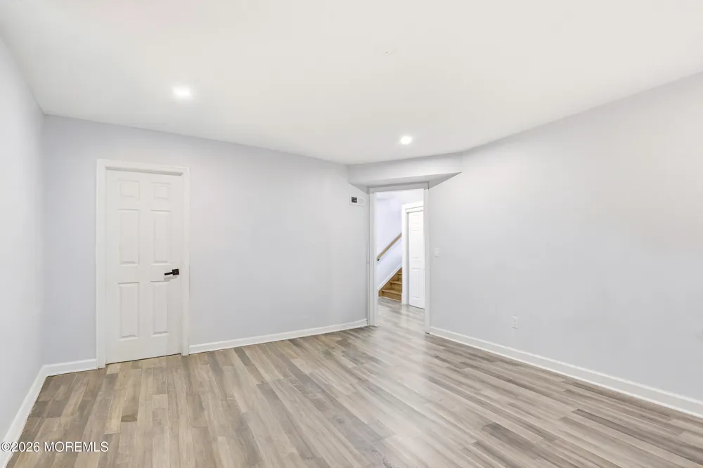 179 Nottoway Lane Toms River, NJ 08755