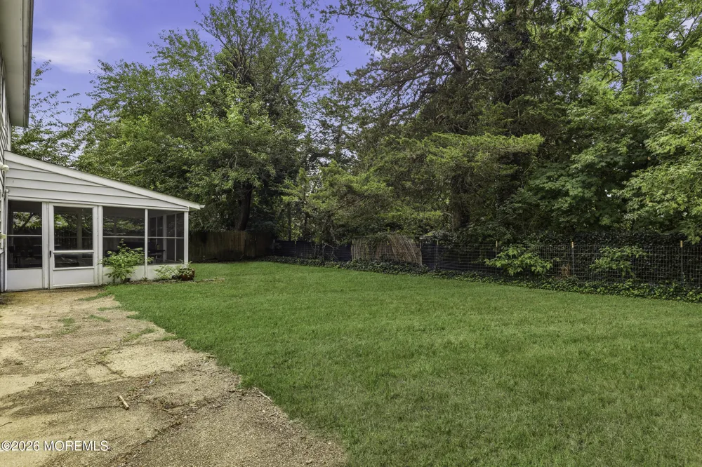 179 Nottoway Lane Toms River, NJ 08755