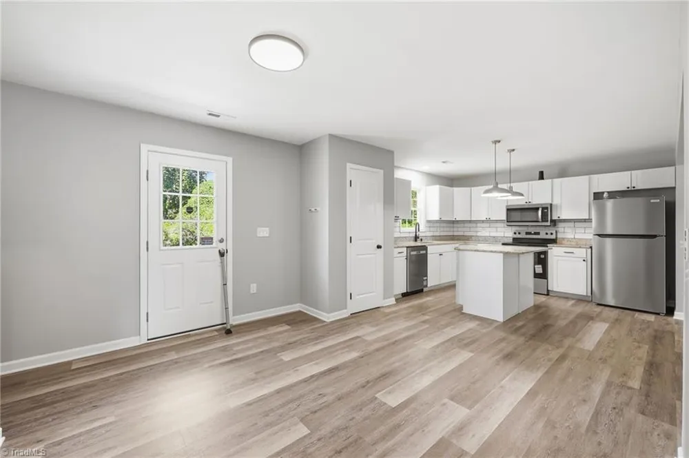 323 4th Street High Point, NC 27260