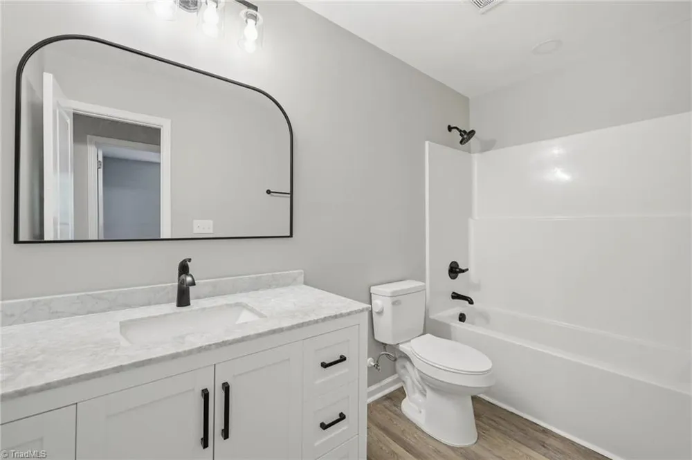 323 4th Street High Point, NC 27260