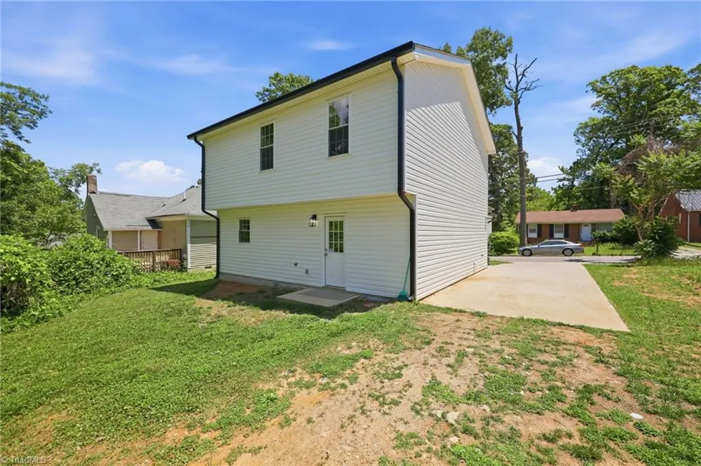323 4th Street High Point, NC 27260