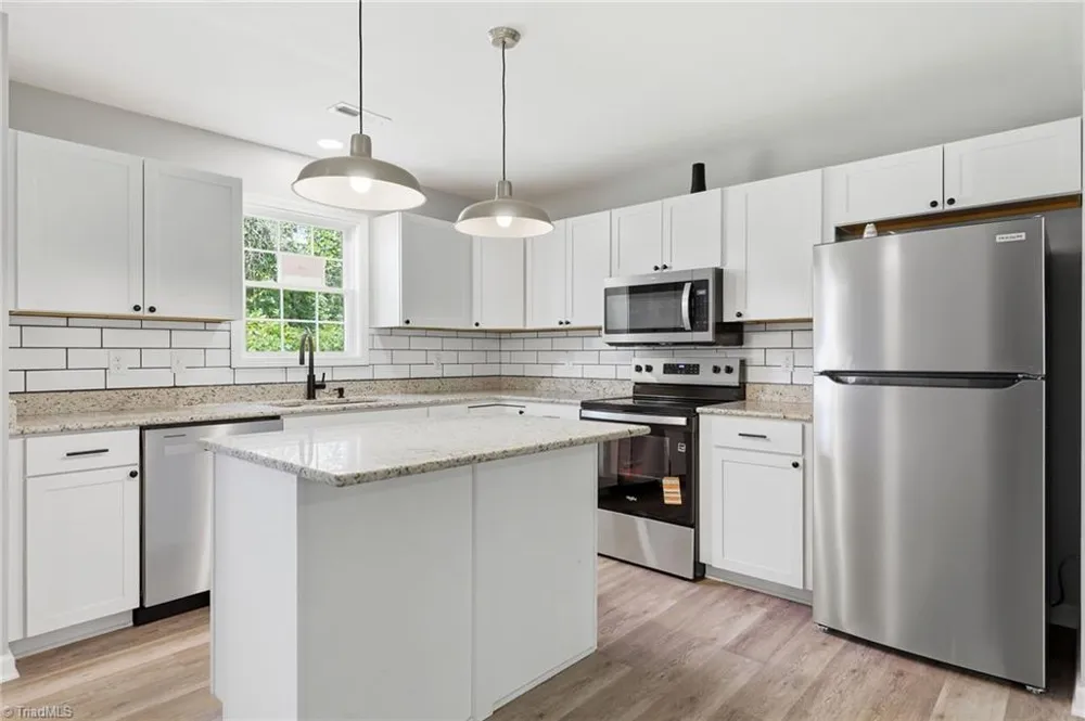 323 4th Street High Point, NC 27260