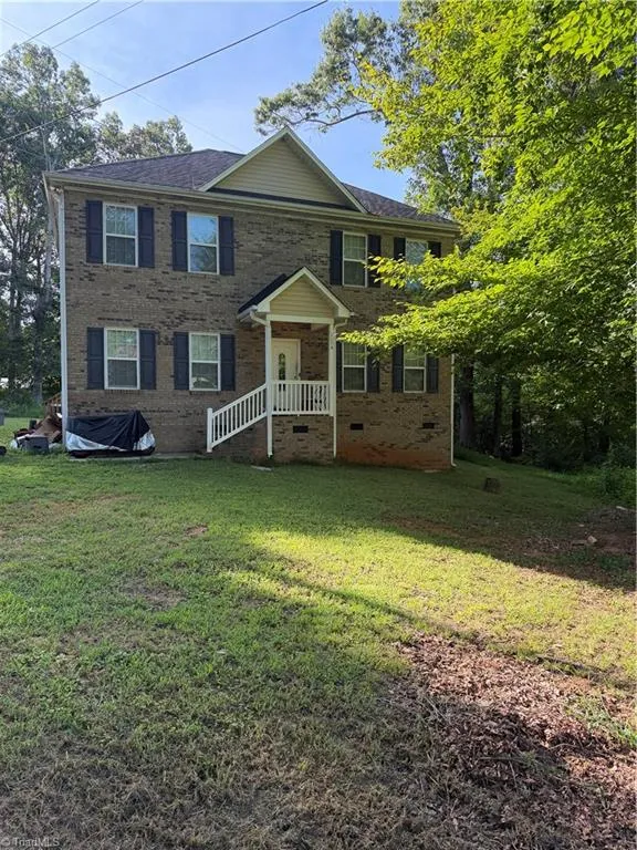 1154 E Allred Street Asheboro, NC 27203