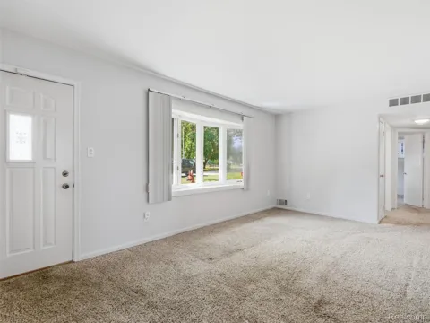 2542 Hearthside Drive