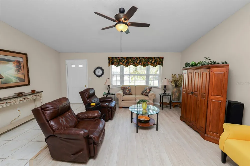 4310 VANTAGE CIRCLE Sebring, FL 33872